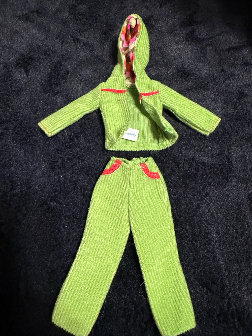 💖4/$25- Vintage Barbie Mary-Kate and Ashley Green Tracksuit Outfit Hoodie Set